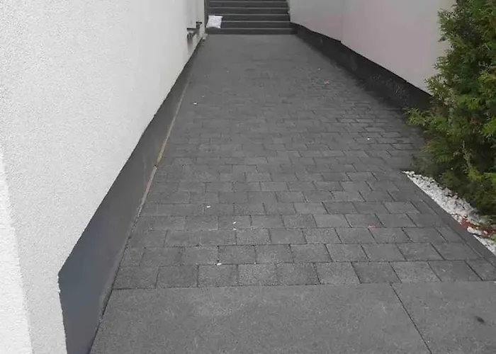 Friendly House In 130 M² With Private Garden For 5 People 別荘